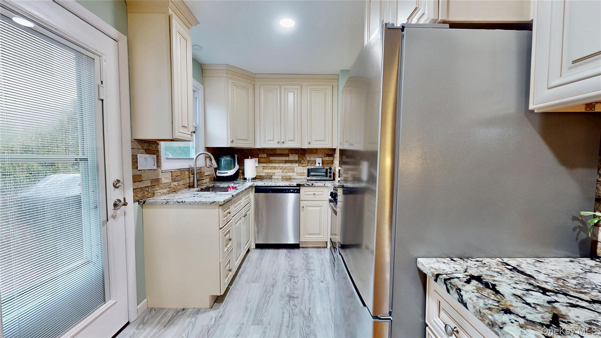 #6 photo, 93 Highway Avenue, Congers , NY 10920