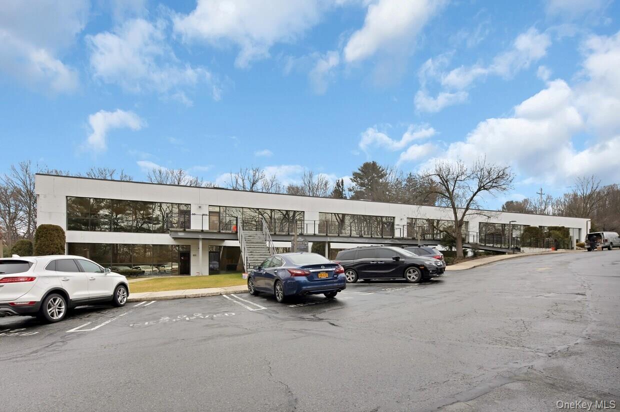 #2 photo, 1 Executive Boulevard, Suffern , NY 10901