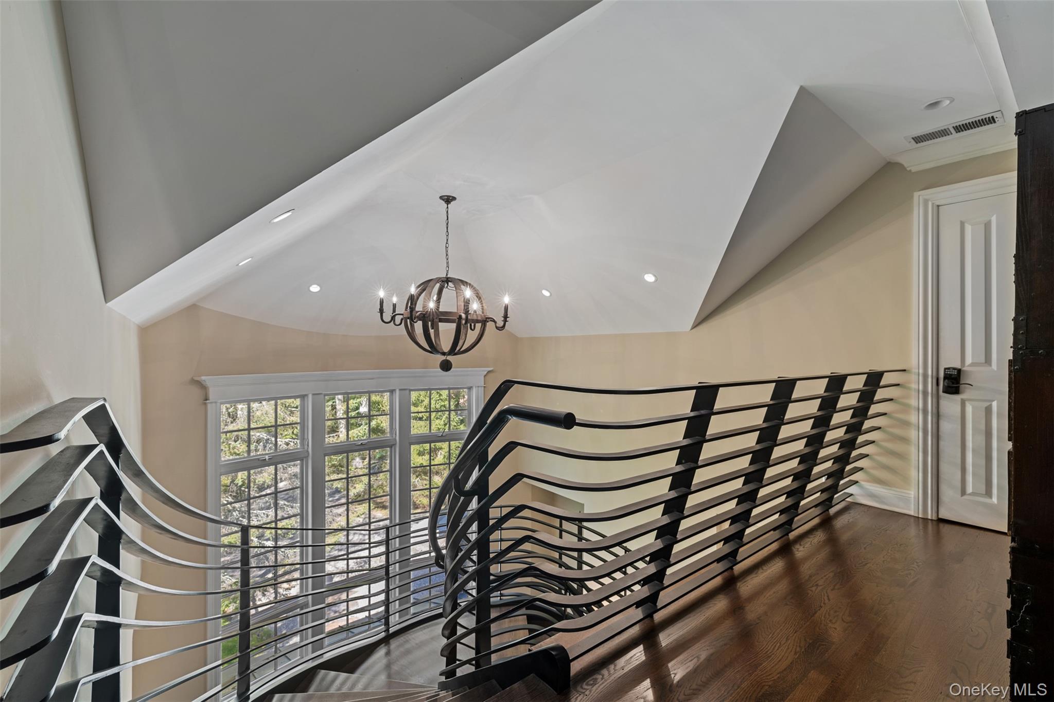 #19 photo, 12 Bishop Park Road, Pound Ridge , NY 10576