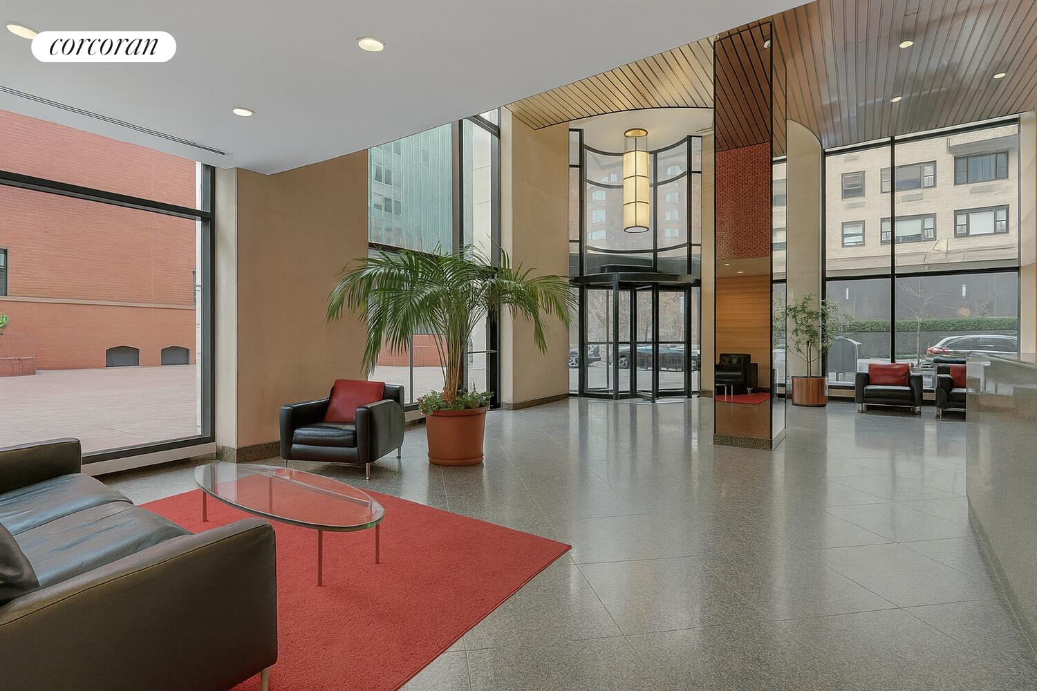 #10 photo, 250 E 40TH Street, マンハッタン Murray Hill , NY 10016