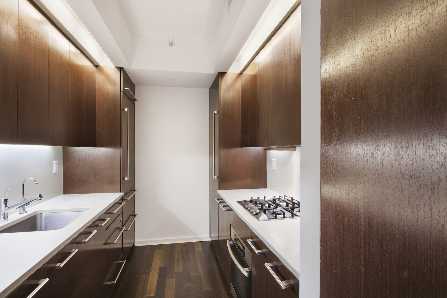 #3 photo, 340 E 23RD Street, マンハッタン Gramercy Park , NY 10010