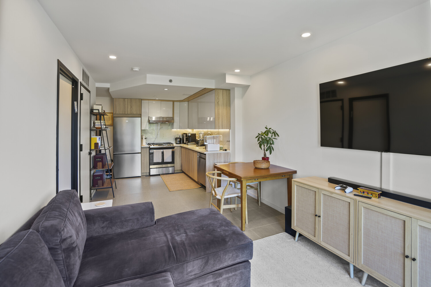 #3 photo, 82-77 116TH Street, Kew Gardens , NY 11418