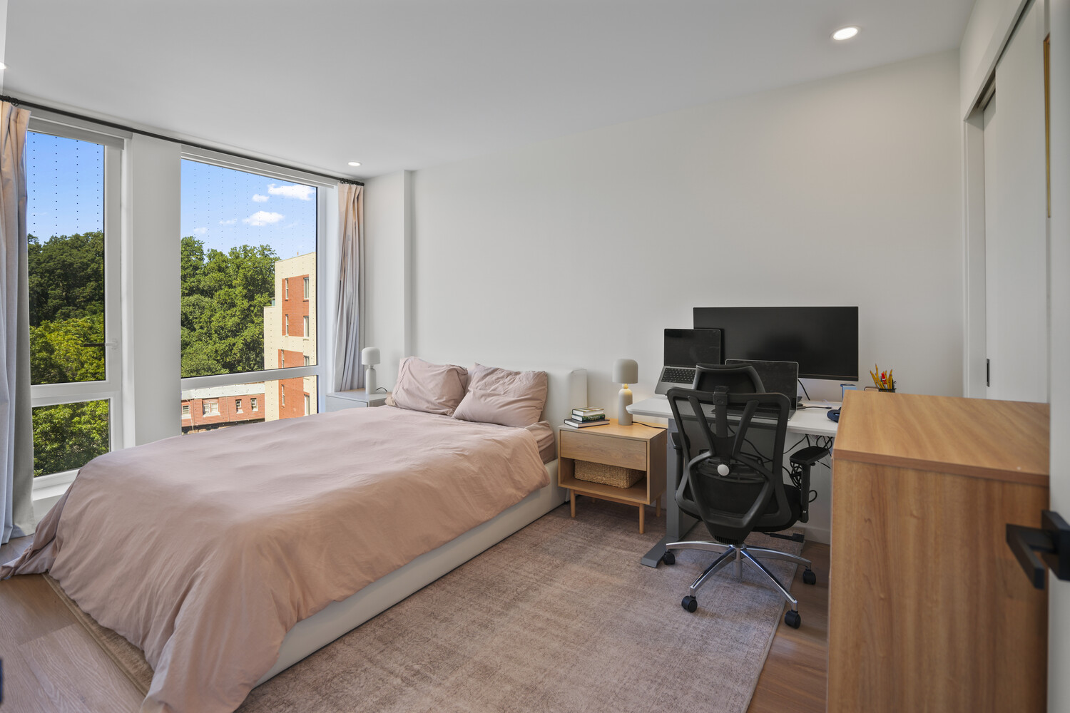 #5 photo, 82-77 116TH Street, Kew Gardens , NY 11418