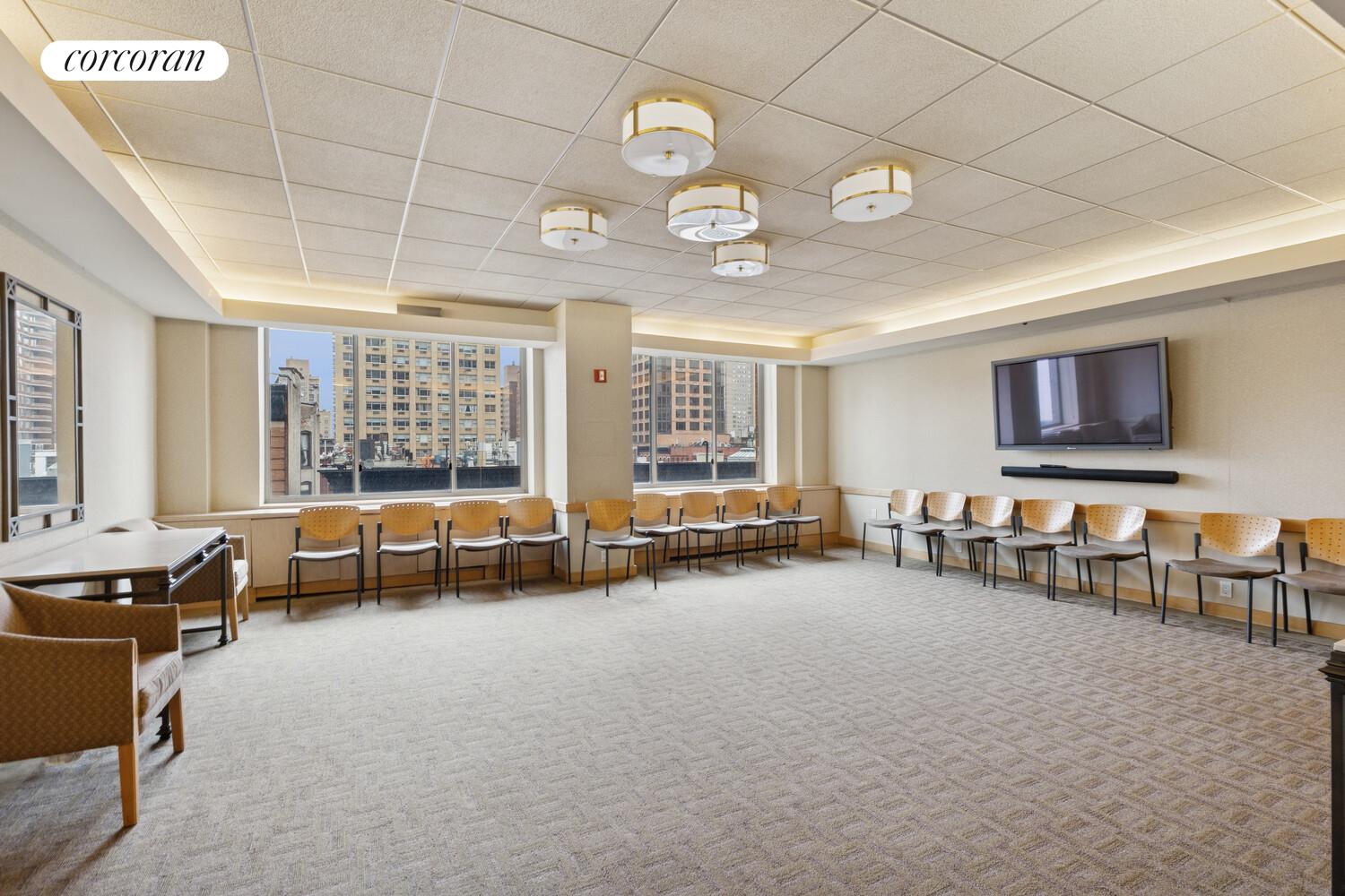 #13 photo, 350 E 82ND Street, マンハッタン Yorkville , NY 10028