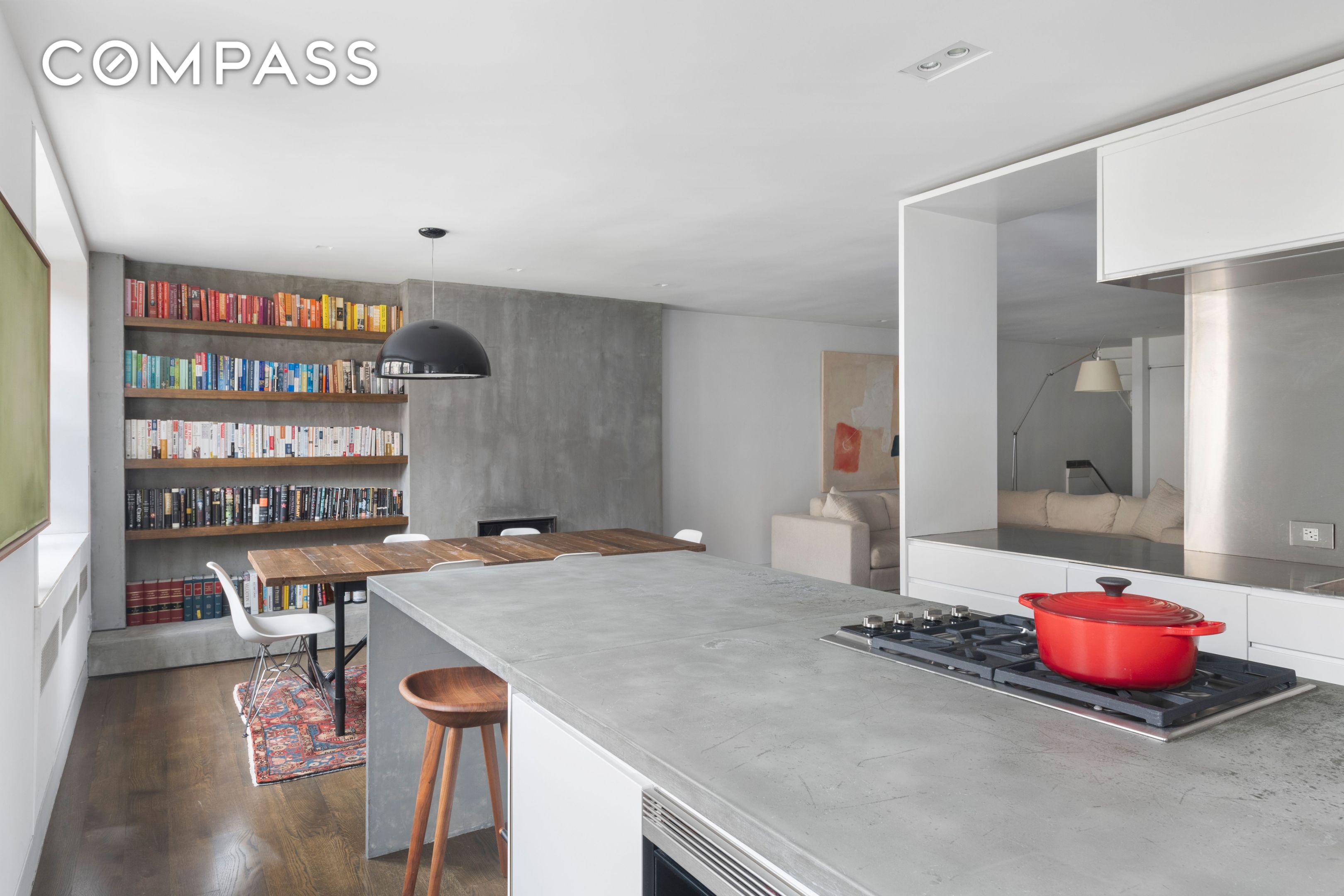 #5 photo, 250 W 15th Street, Chelsea , NY 10011