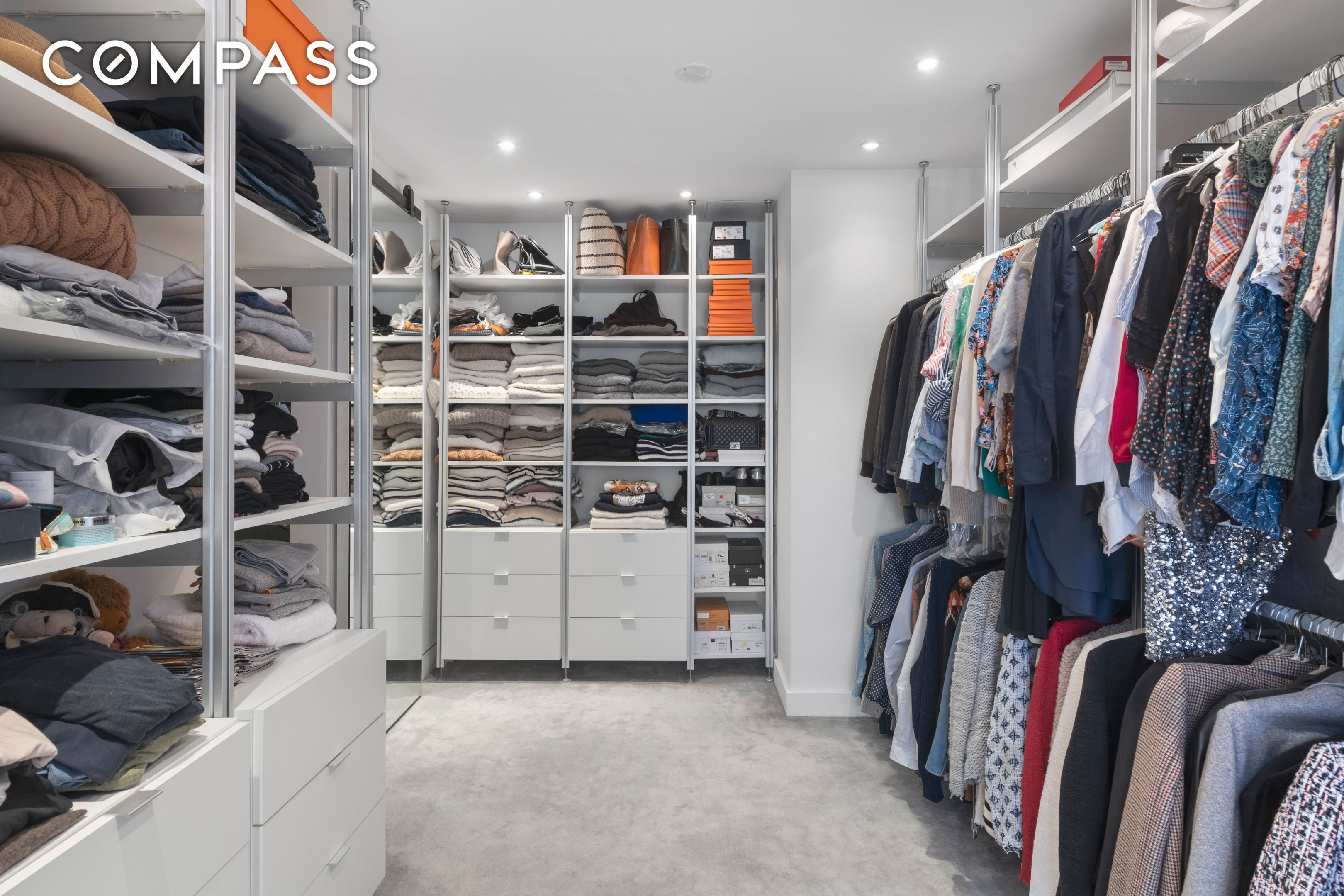 #8 photo, 250 W 15th Street, Chelsea , NY 10011