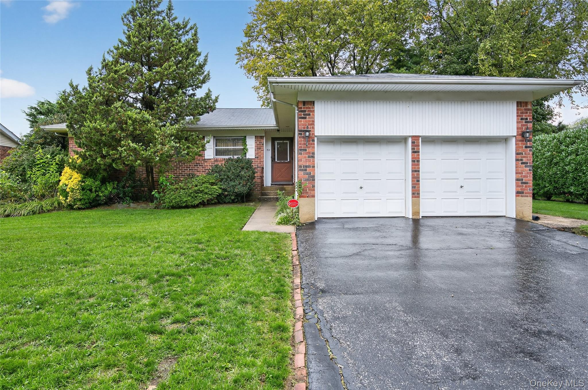 #1 photo, 32 Rockland Drive, ناسو Jericho , NY 11753