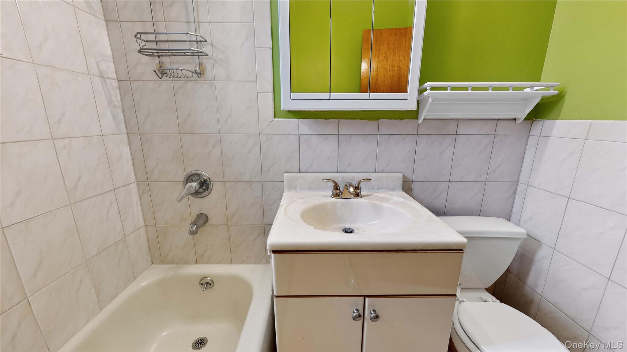 #15 photo, 52-30 39th Avenue, クイーンズ区 Woodside , NY 11377