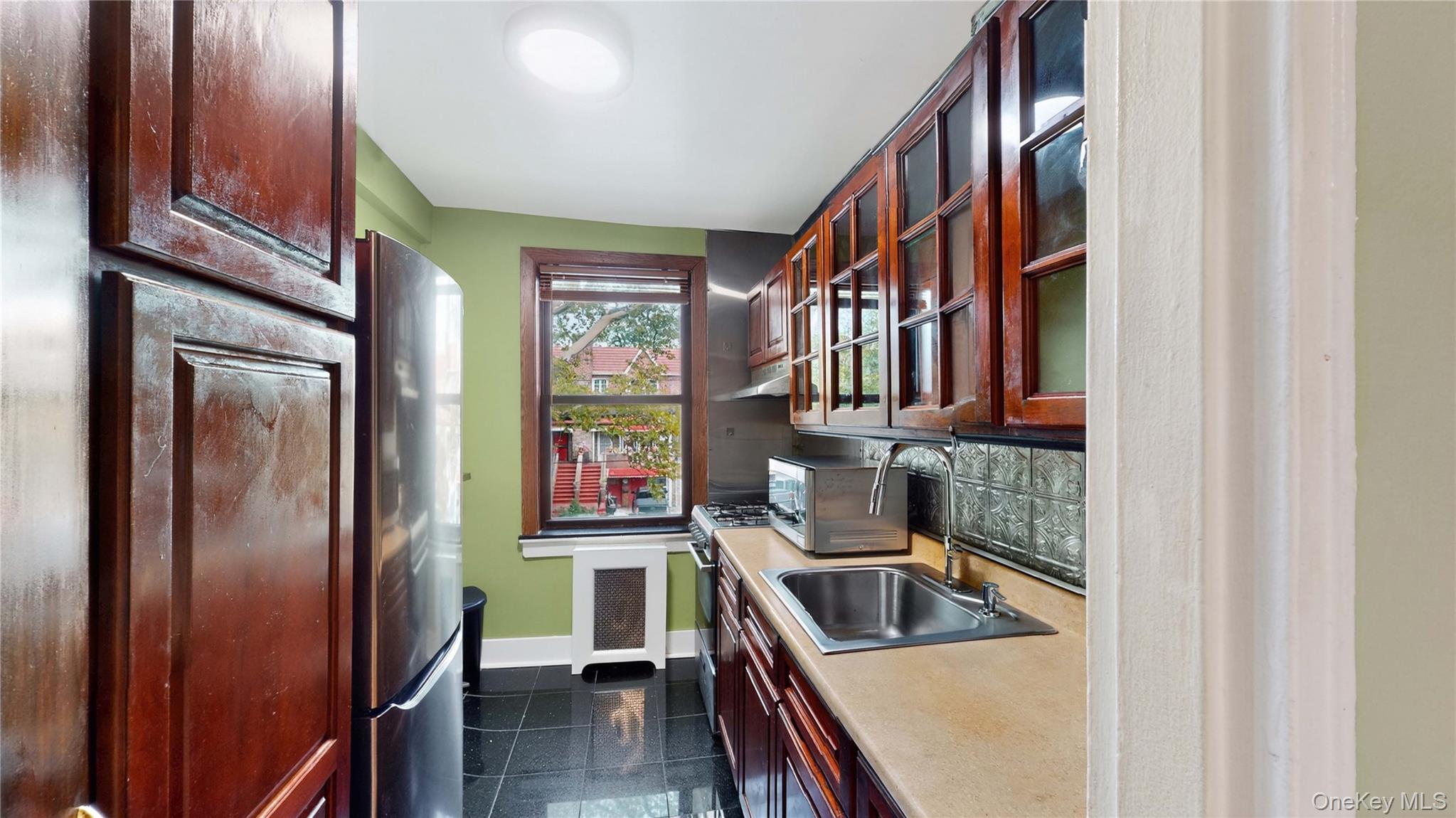 #7 photo, 52-30 39th Avenue, クイーンズ区 Woodside , NY 11377