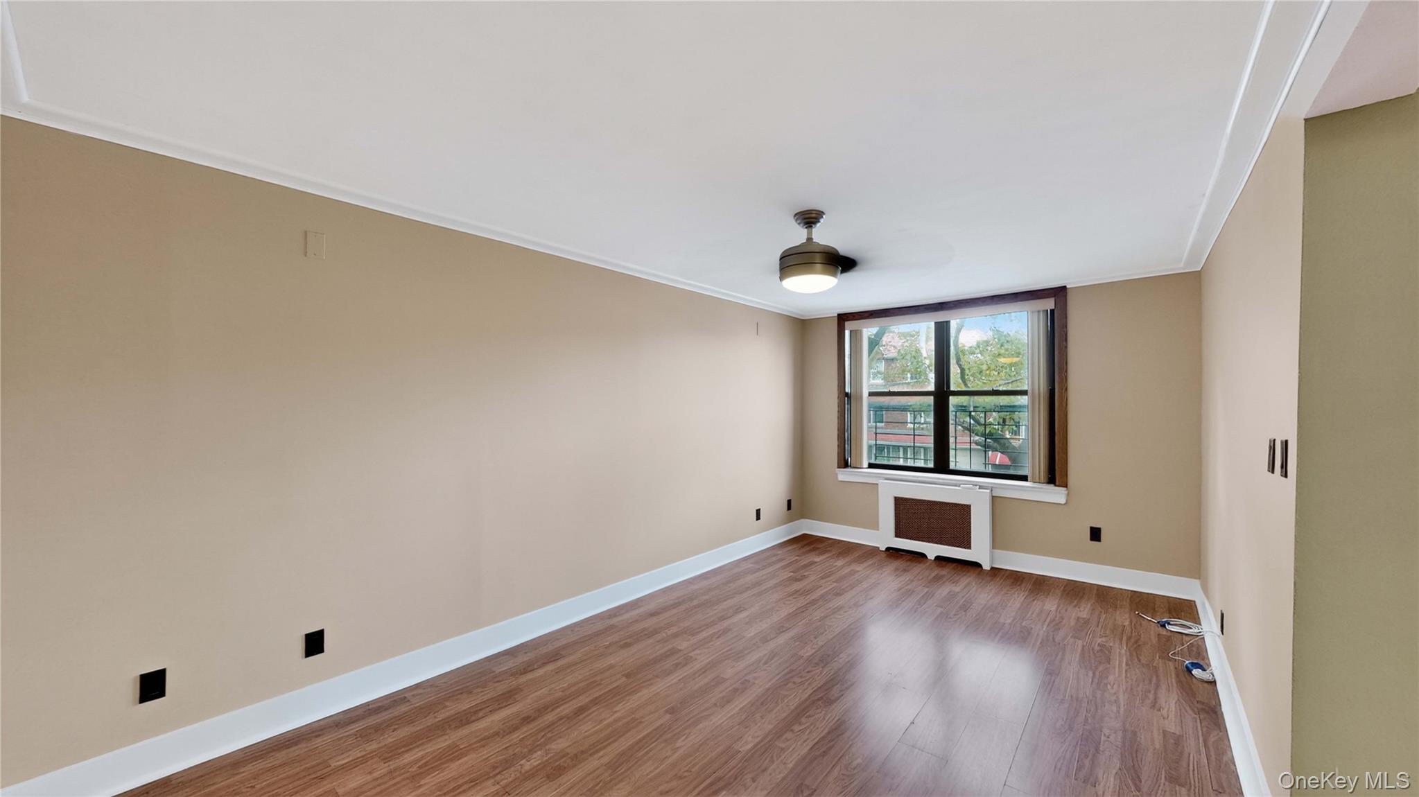 #9 photo, 52-30 39th Avenue, クイーンズ区 Woodside , NY 11377