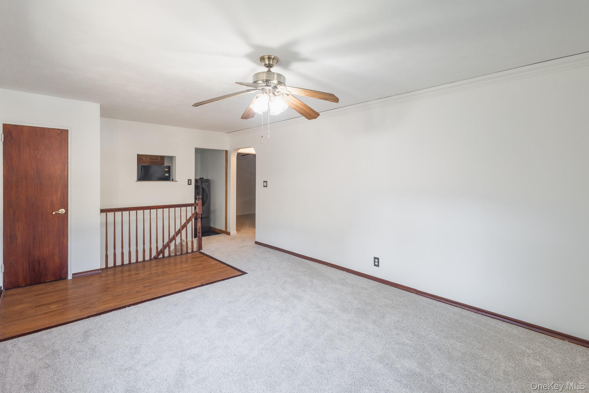 #4 photo, 74-67 220th Street, クイーンズ区 Bayside , NY 11364