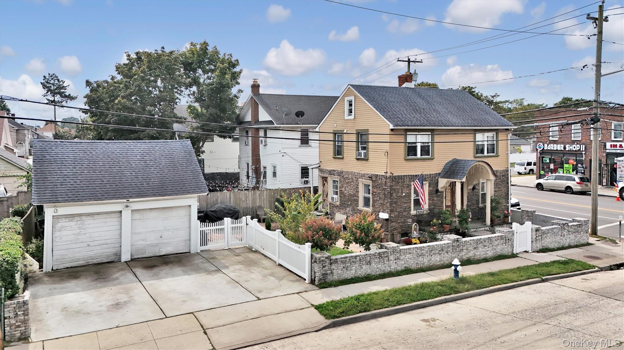 #3 photo, 196 S Franklin Street, Hempstead , NY 11550