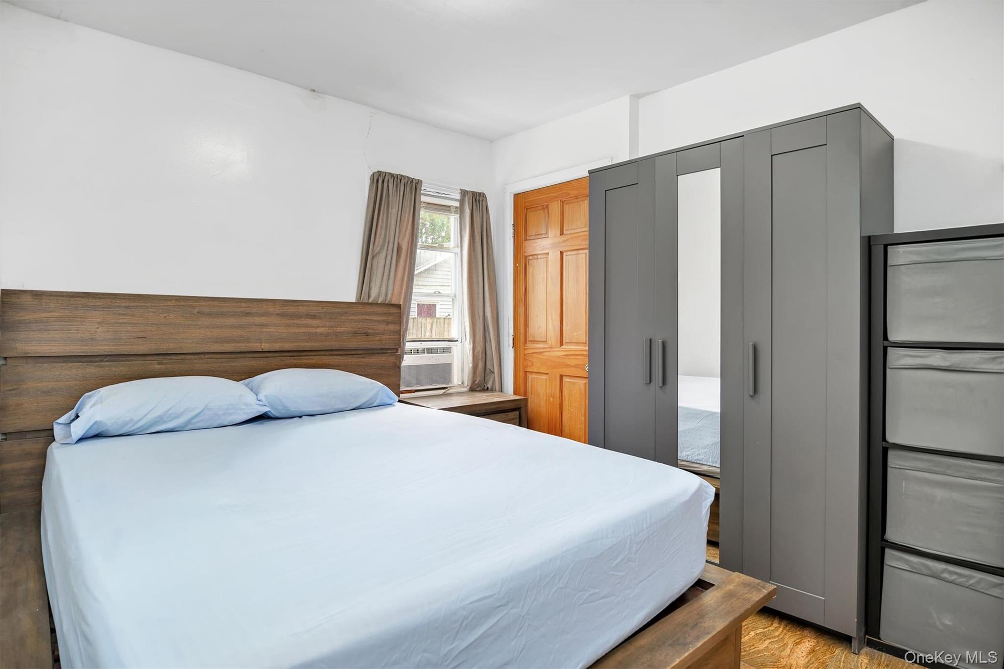 #8 photo, 196 S Franklin Street, Hempstead , NY 11550