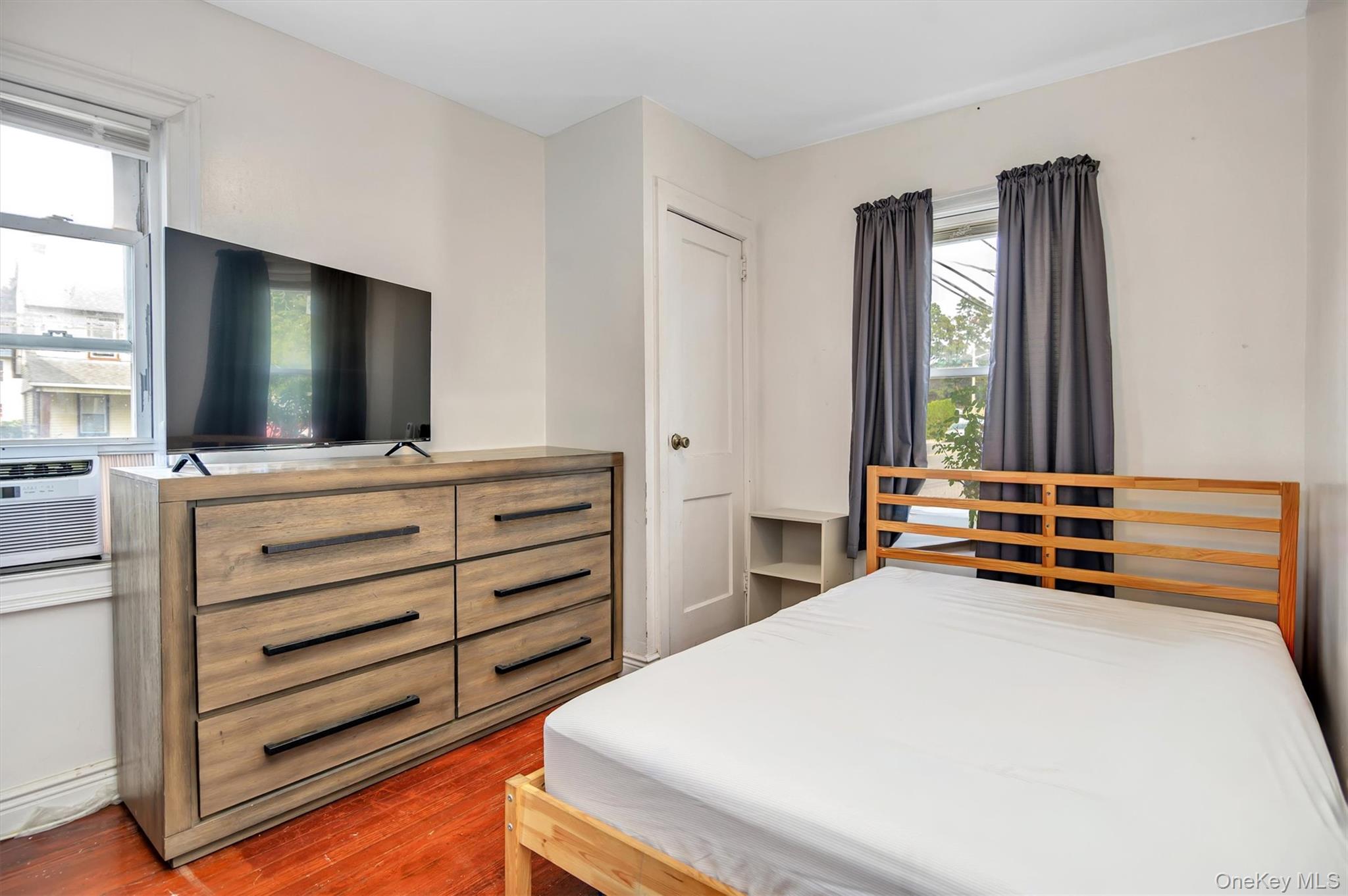 #9 photo, 196 S Franklin Street, Hempstead , NY 11550