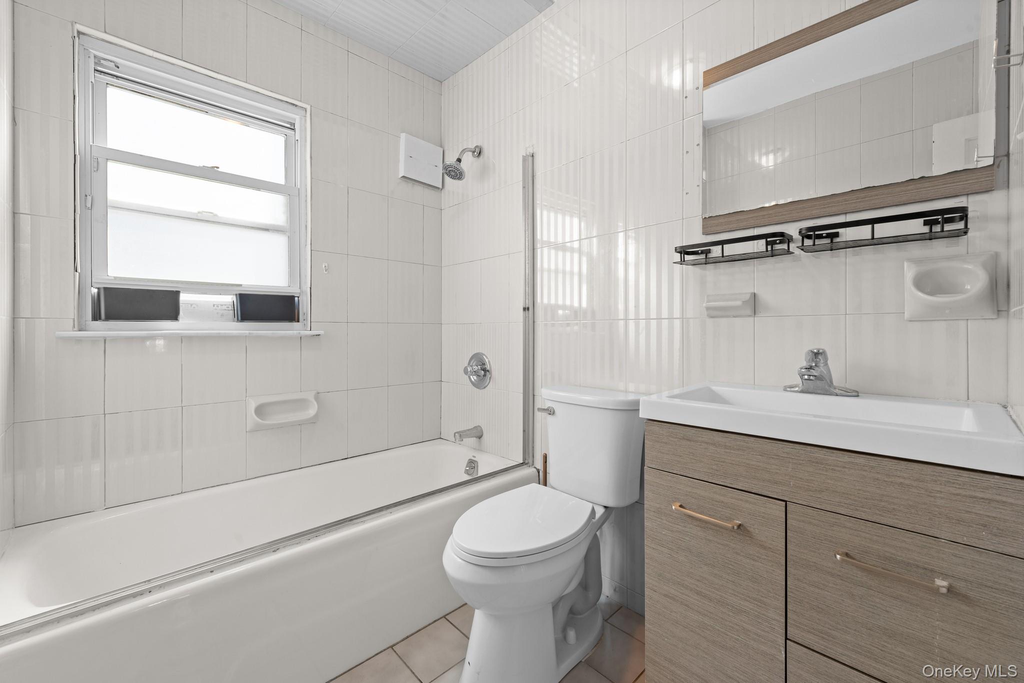 #10 photo, 69-01 Alderton Street, Rego Park , NY 11374