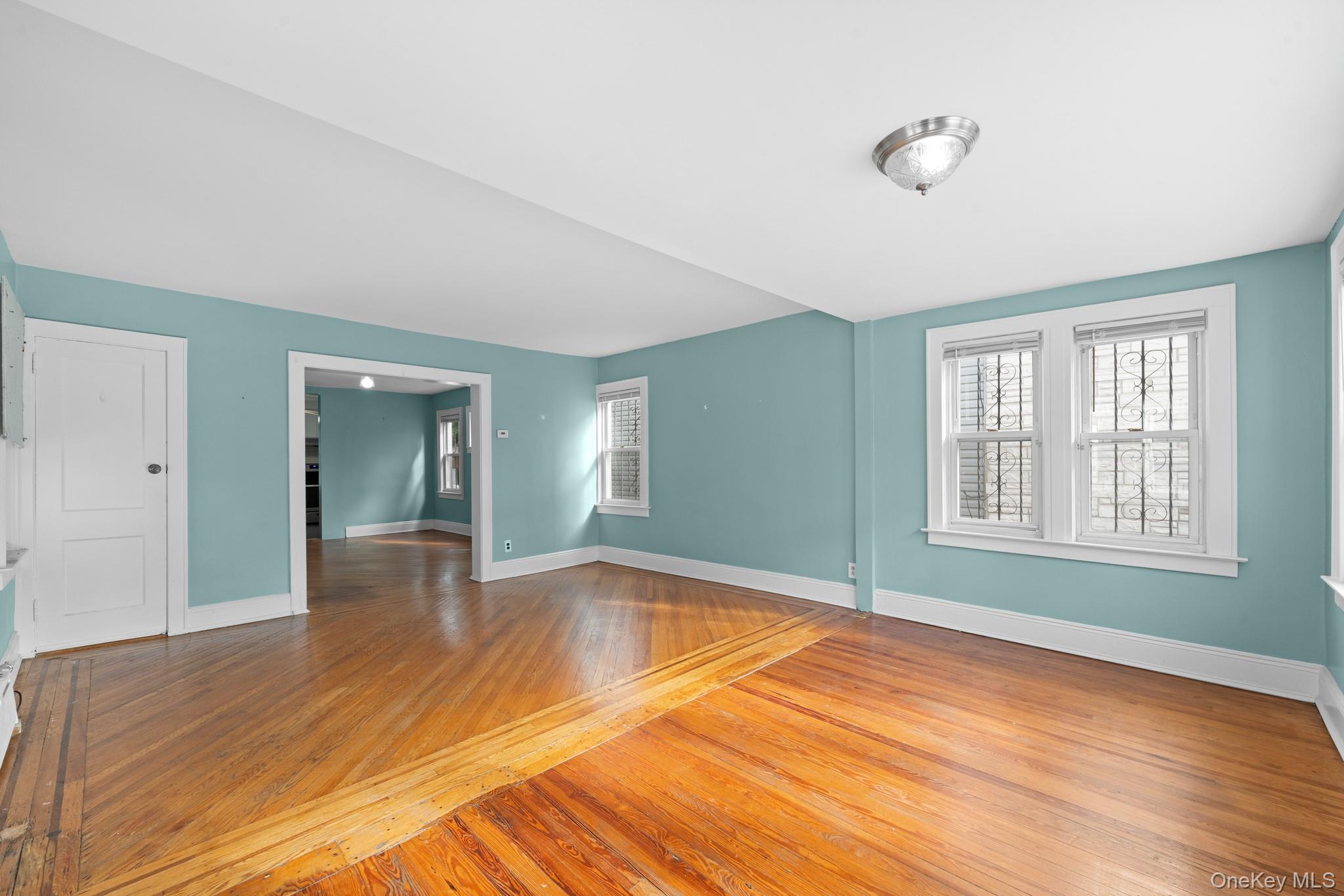 #3 photo, 69-01 Alderton Street, Rego Park , NY 11374