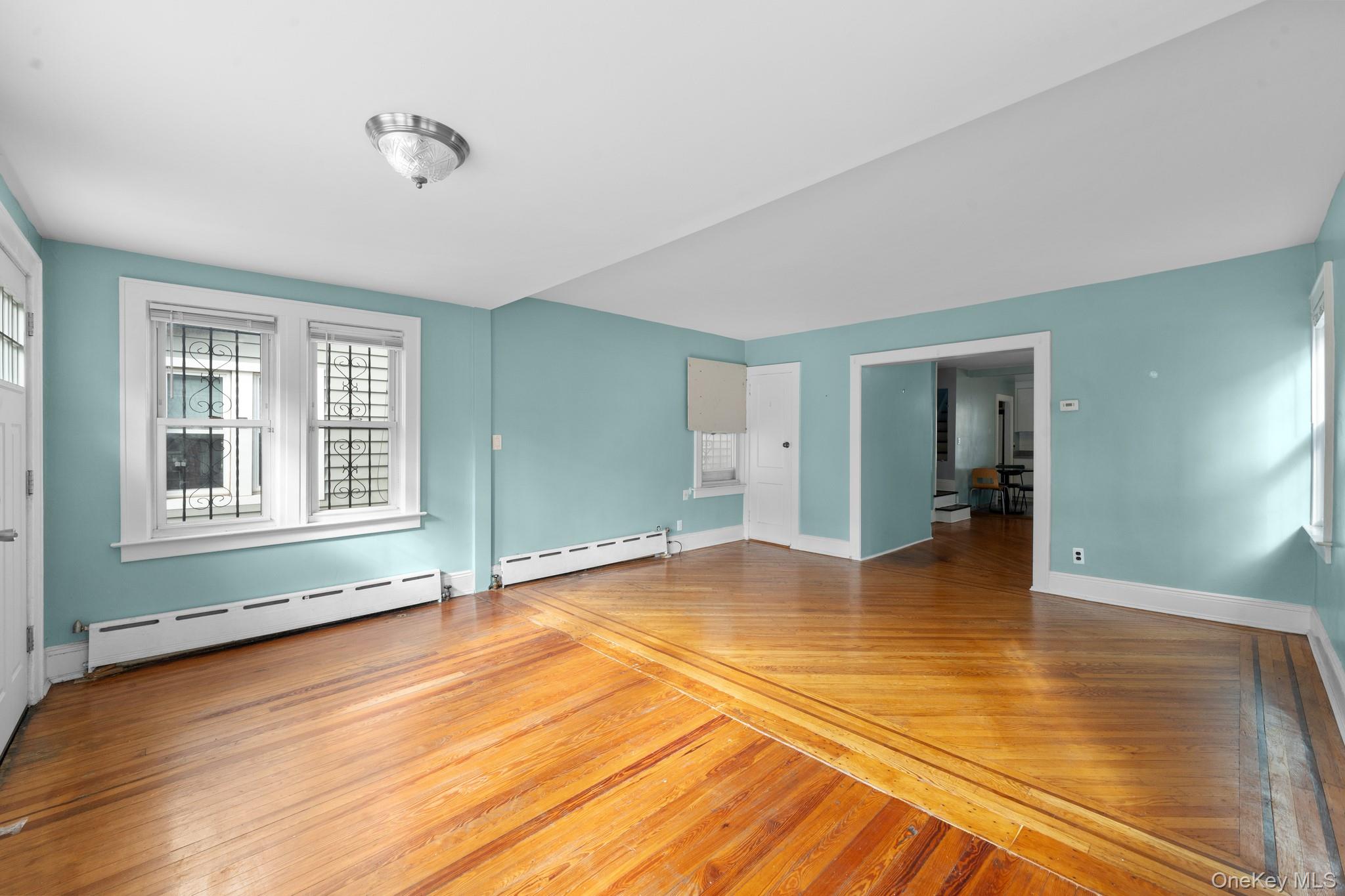 #4 photo, 69-01 Alderton Street, Rego Park , NY 11374