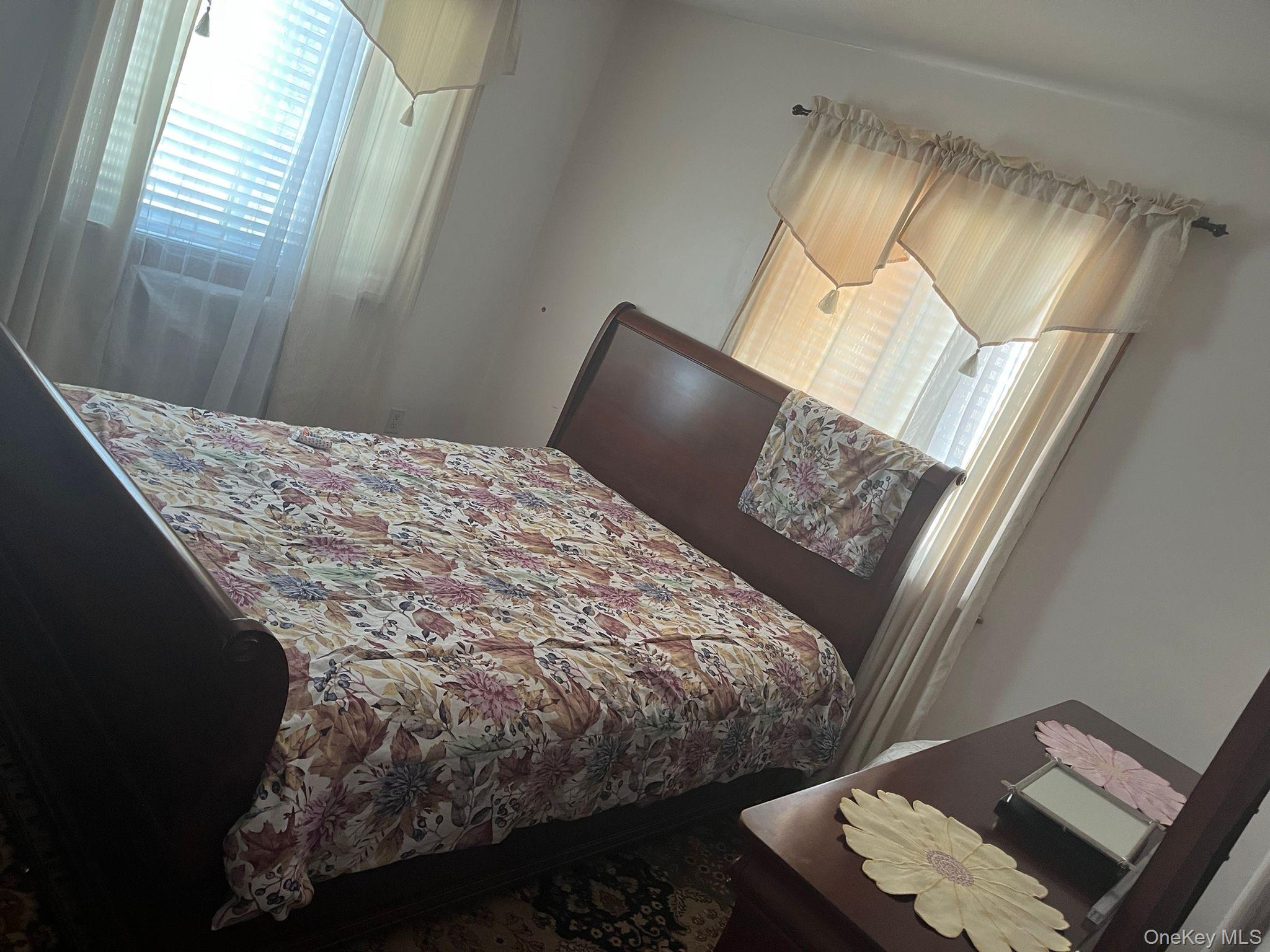 #10 photo, Laurelton, Laurelton , NY 11413