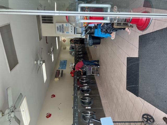 #4 photo, 84-75 Parsons Blvd, クイーンズ区 Jamaica , NY 11432