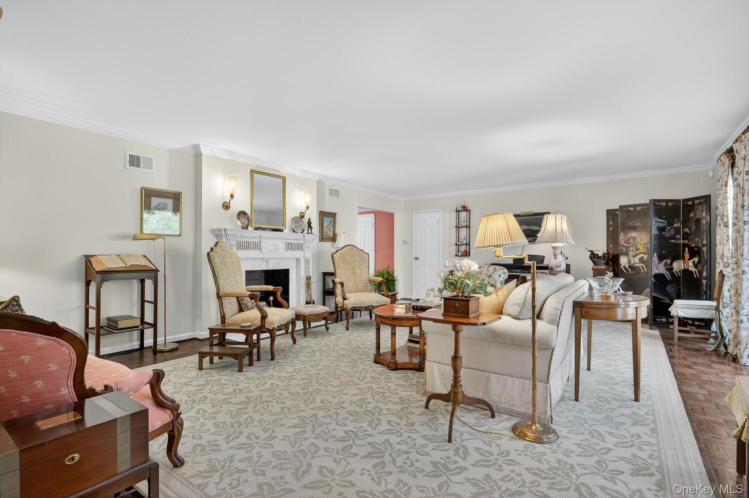 #13 photo, 135 Piping Rock Road, ナッソー郡 Locust Valley , NY 11560