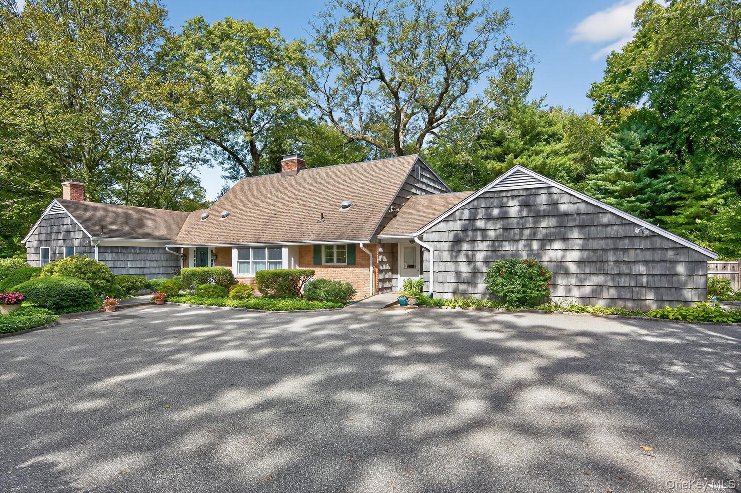 #2 photo, 135 Piping Rock Road, ナッソー郡 Locust Valley , NY 11560