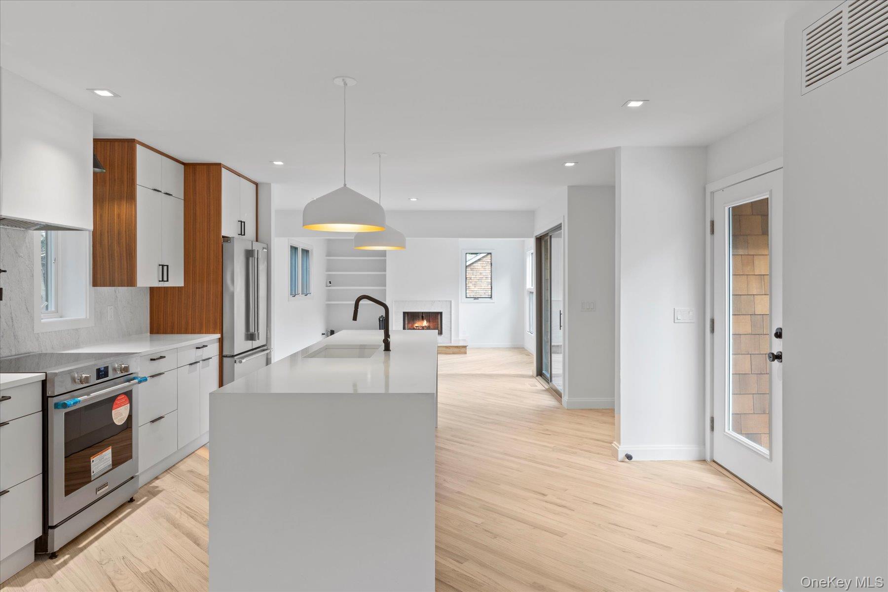 #4 photo, 3630 Soundview Avenue, サフォーク郡 Peconic , NY 11971