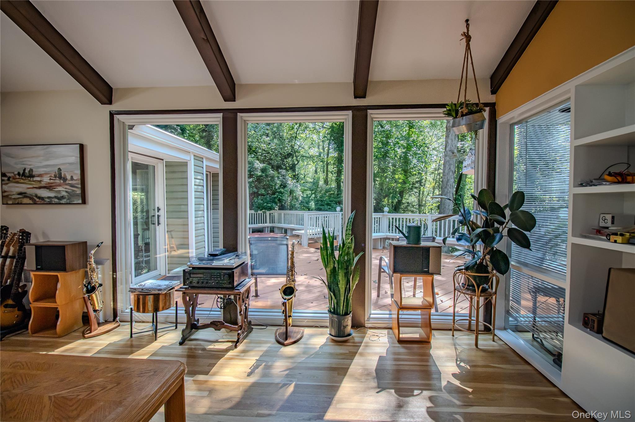 #11 photo, 22 Meadowood Court, Huntington , NY 11743