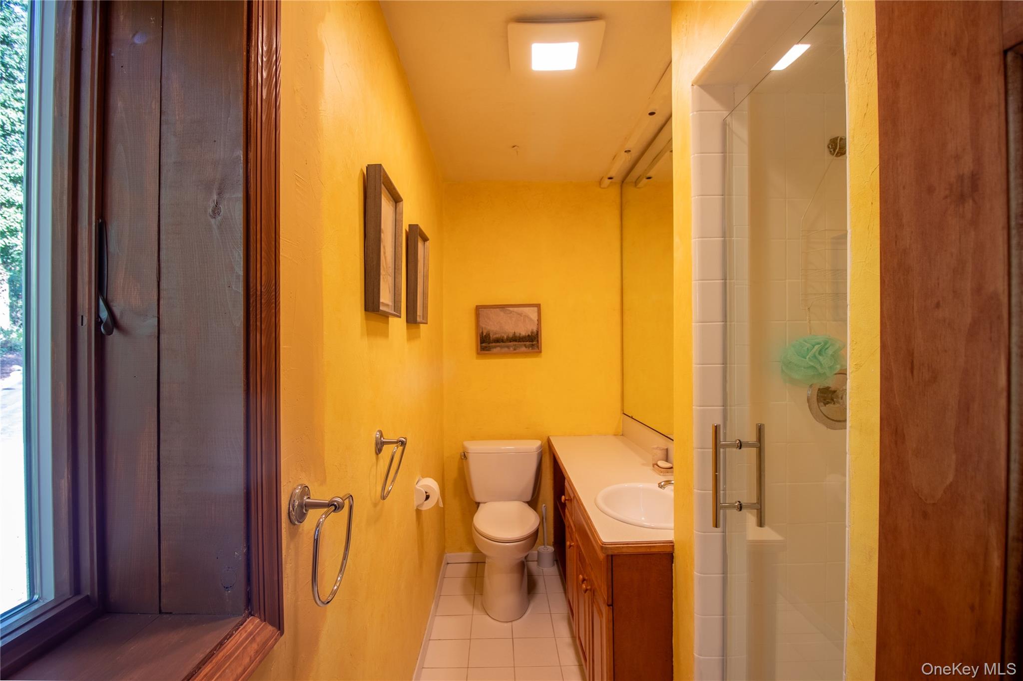 #17 photo, 22 Meadowood Court, Huntington , NY 11743