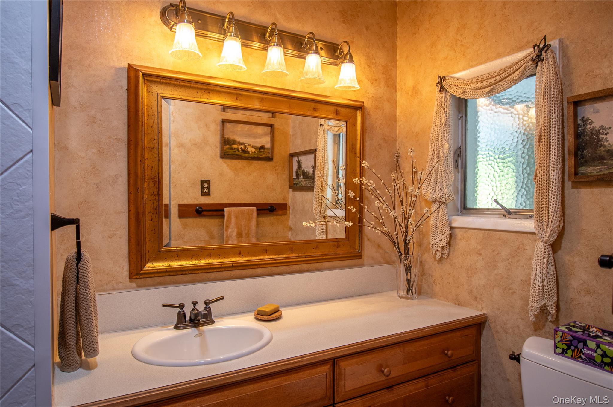 #19 photo, 22 Meadowood Court, Huntington , NY 11743