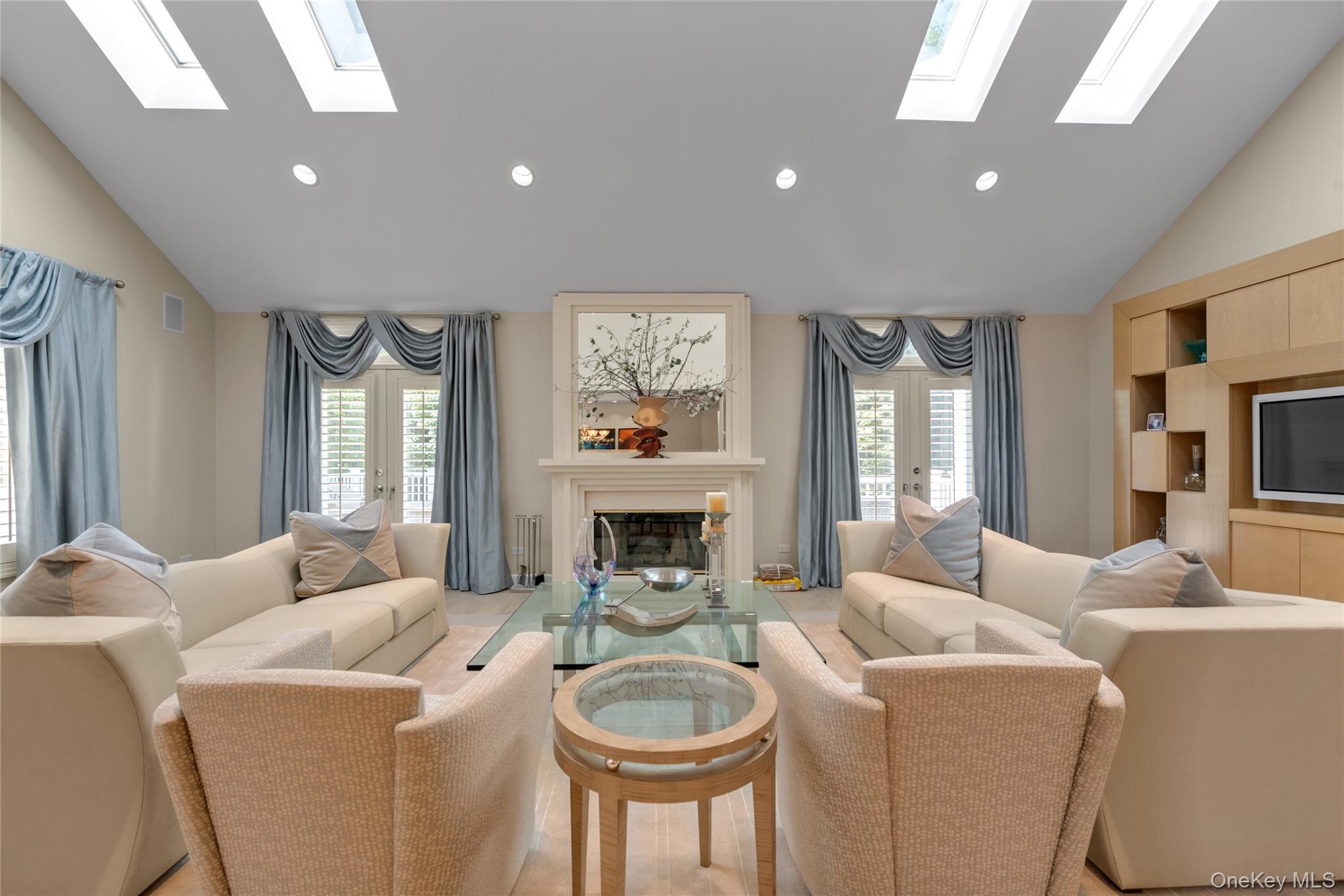 #4 photo, 17 Evergreen Circle, ナッソー郡 Manhasset , NY 11030