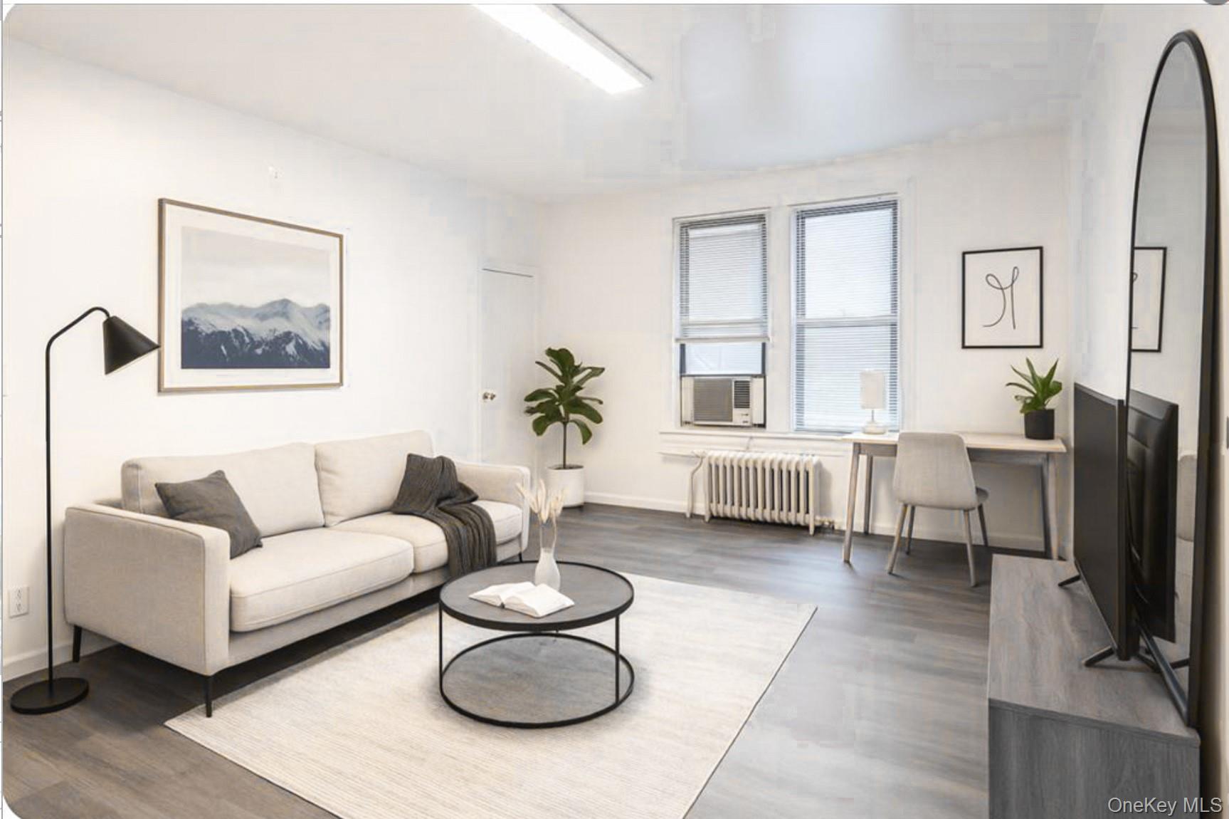 #9 photo, 42-33 Kissena Boulevard, Flushing , NY 11355