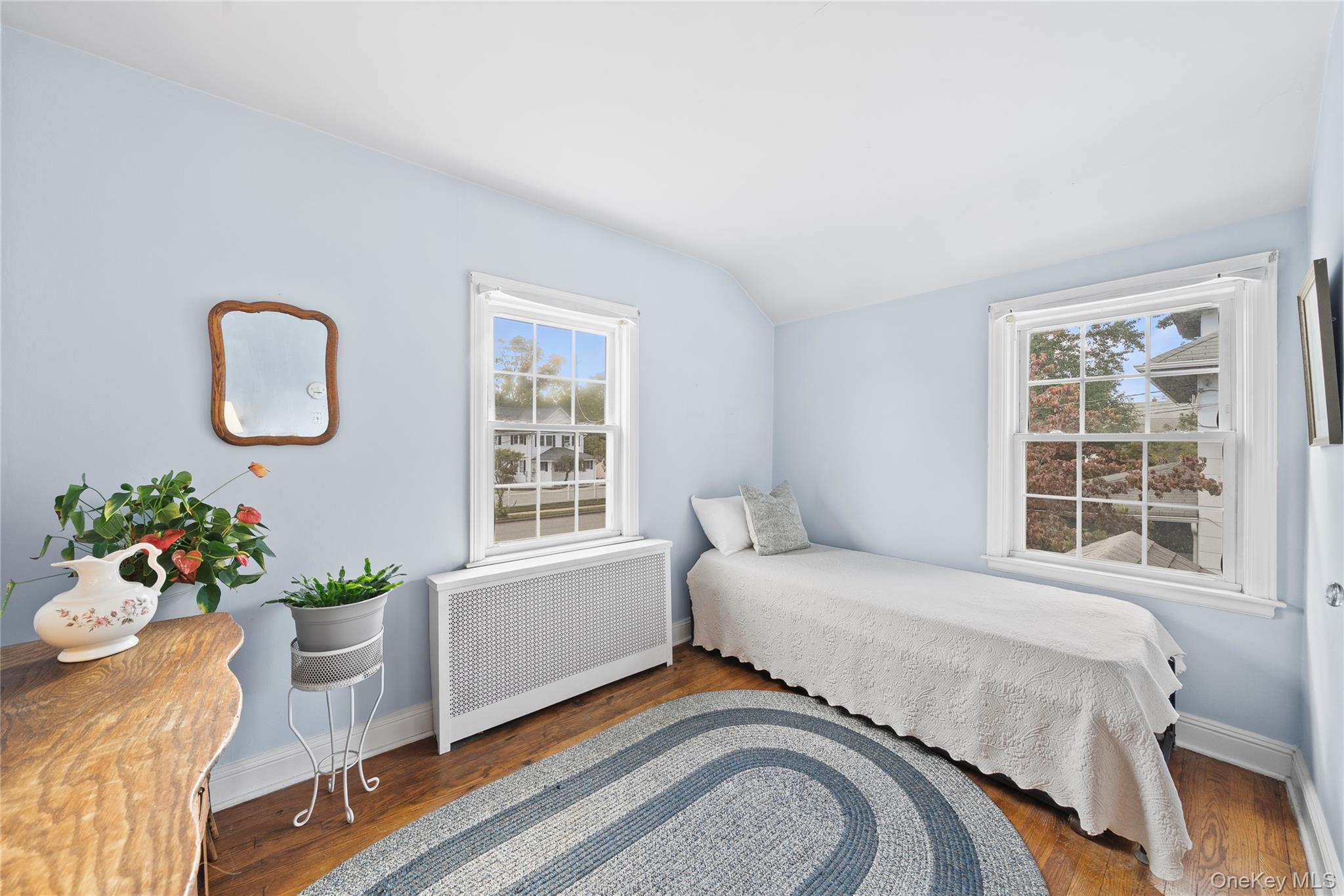 #20 photo, 91 Ireland Place, Amityville , NY 11701