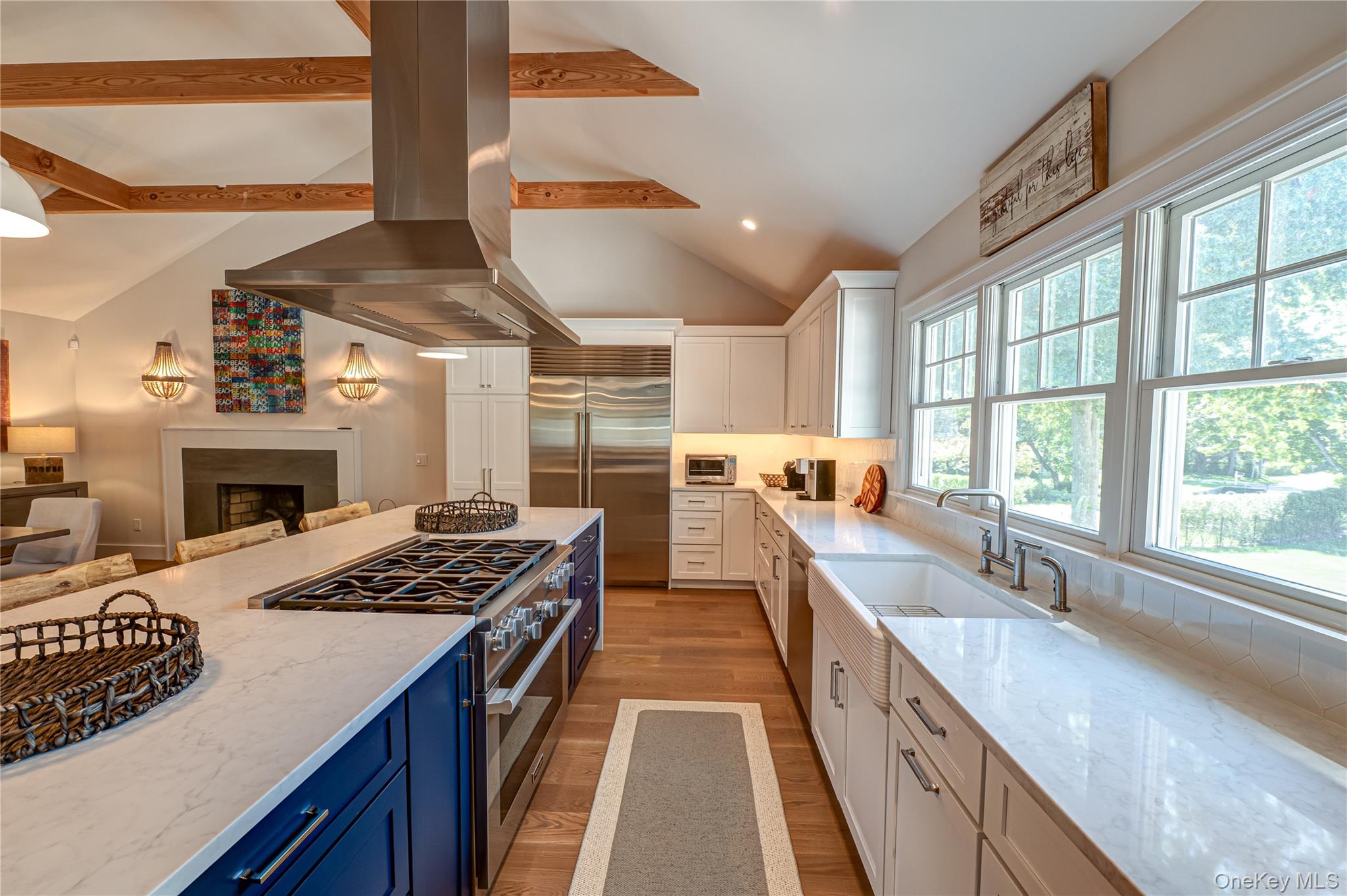 #11 photo, 509 North Main Street, サフォーク郡 Southampton , NY 11968