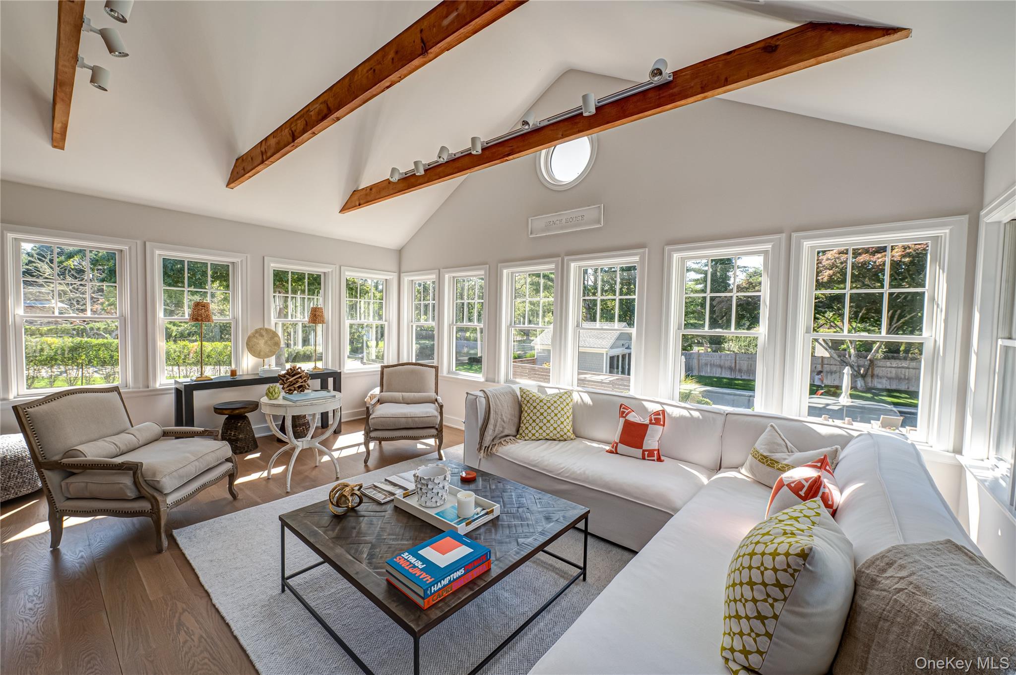 #15 photo, 509 North Main Street, サフォーク郡 Southampton , NY 11968