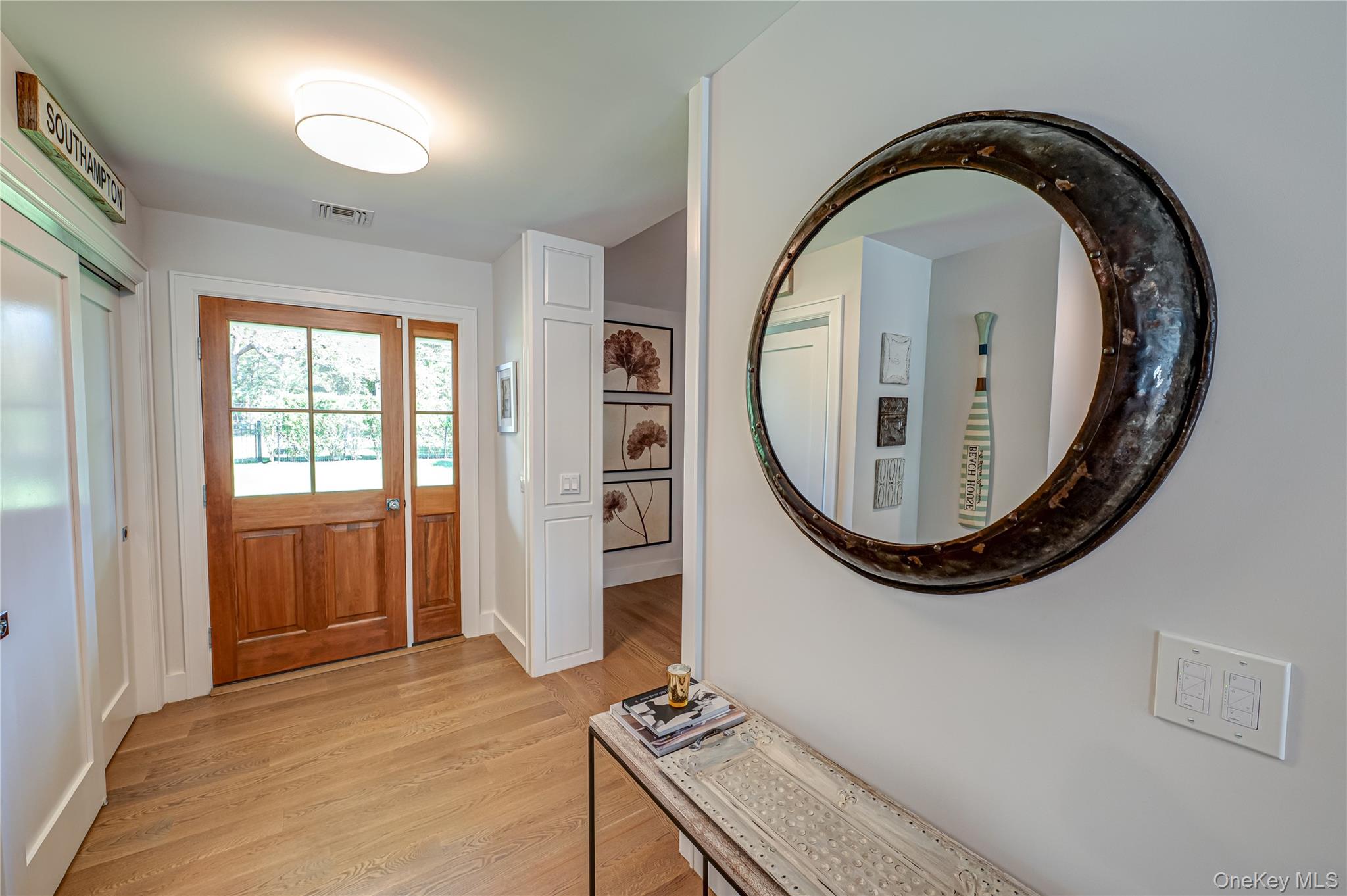 #4 photo, 509 North Main Street, サフォーク郡 Southampton , NY 11968