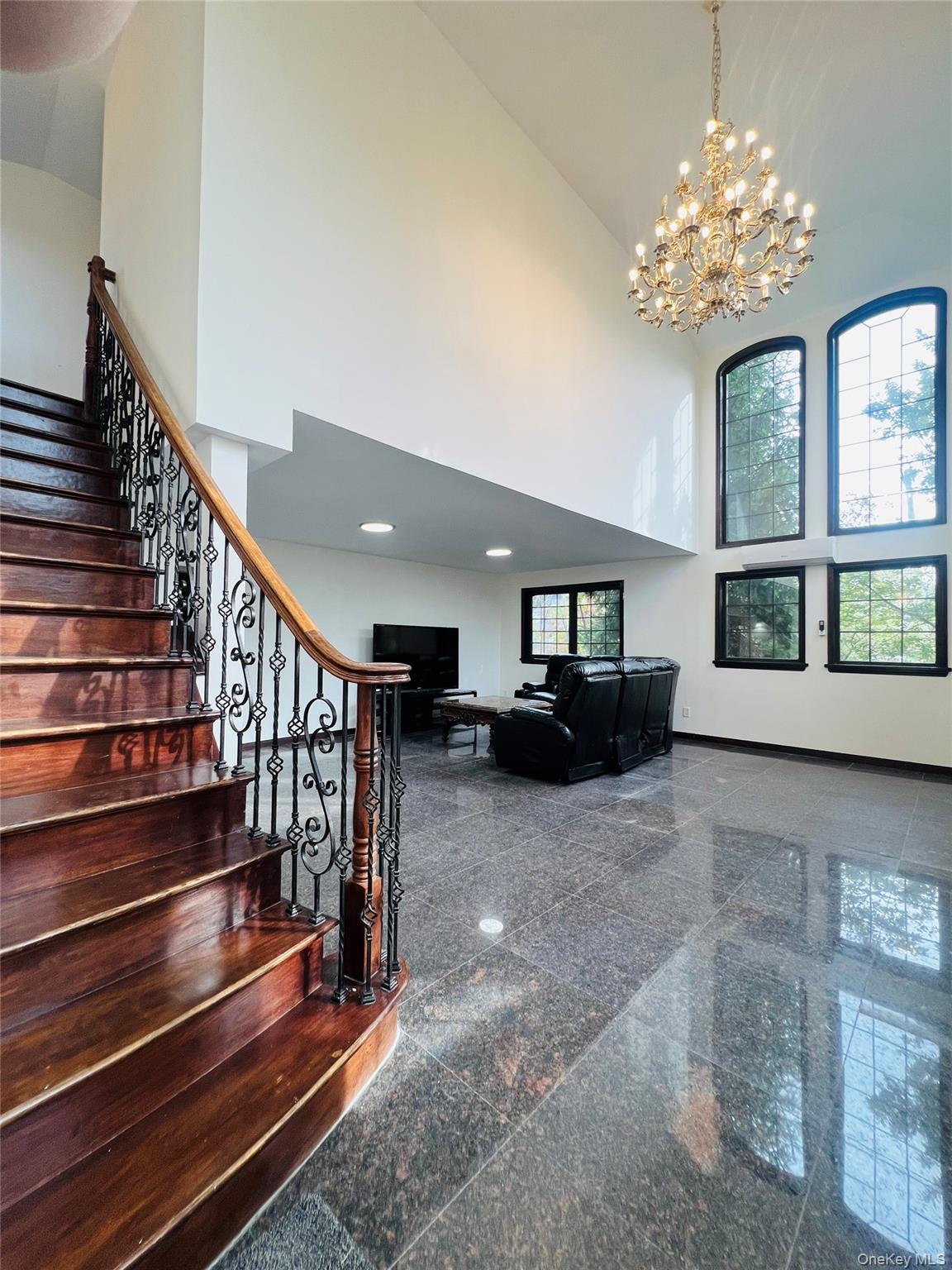 #5 photo, 6339 136th Street, Flushing , NY 11367