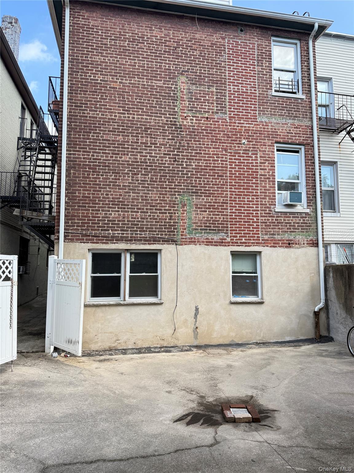 #11 photo, 2806 Wellman Avenue, Bronx , NY 10461