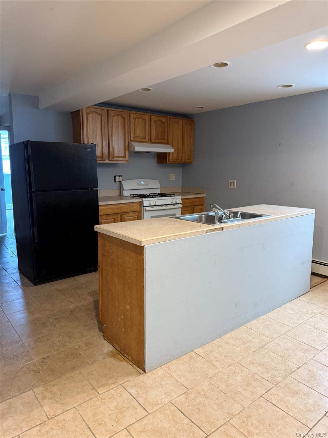 #6 photo, 2806 Wellman Avenue, Bronx , NY 10461