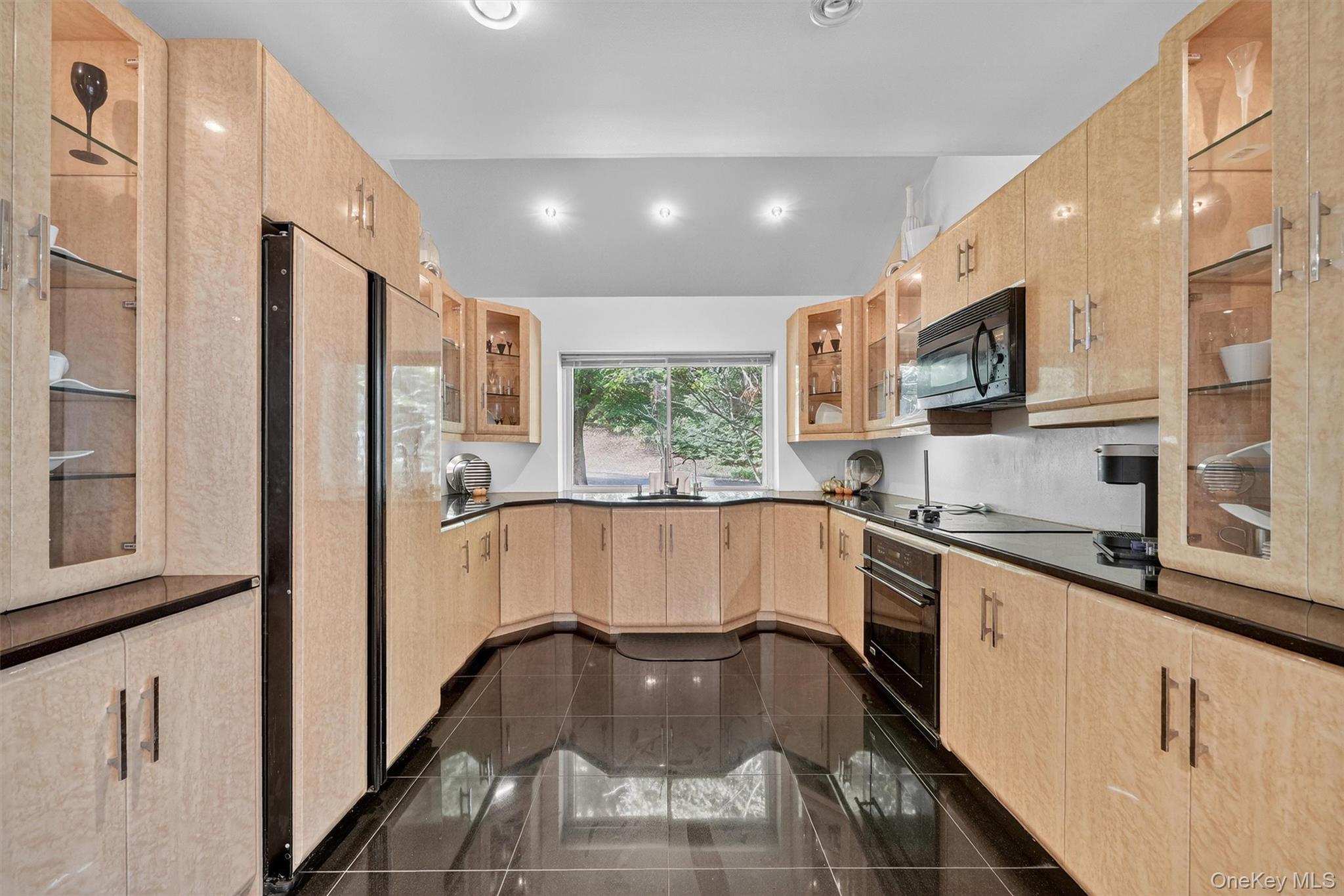 #10 photo, 103 Norfolk Court, Yorktown Heights , NY 10598