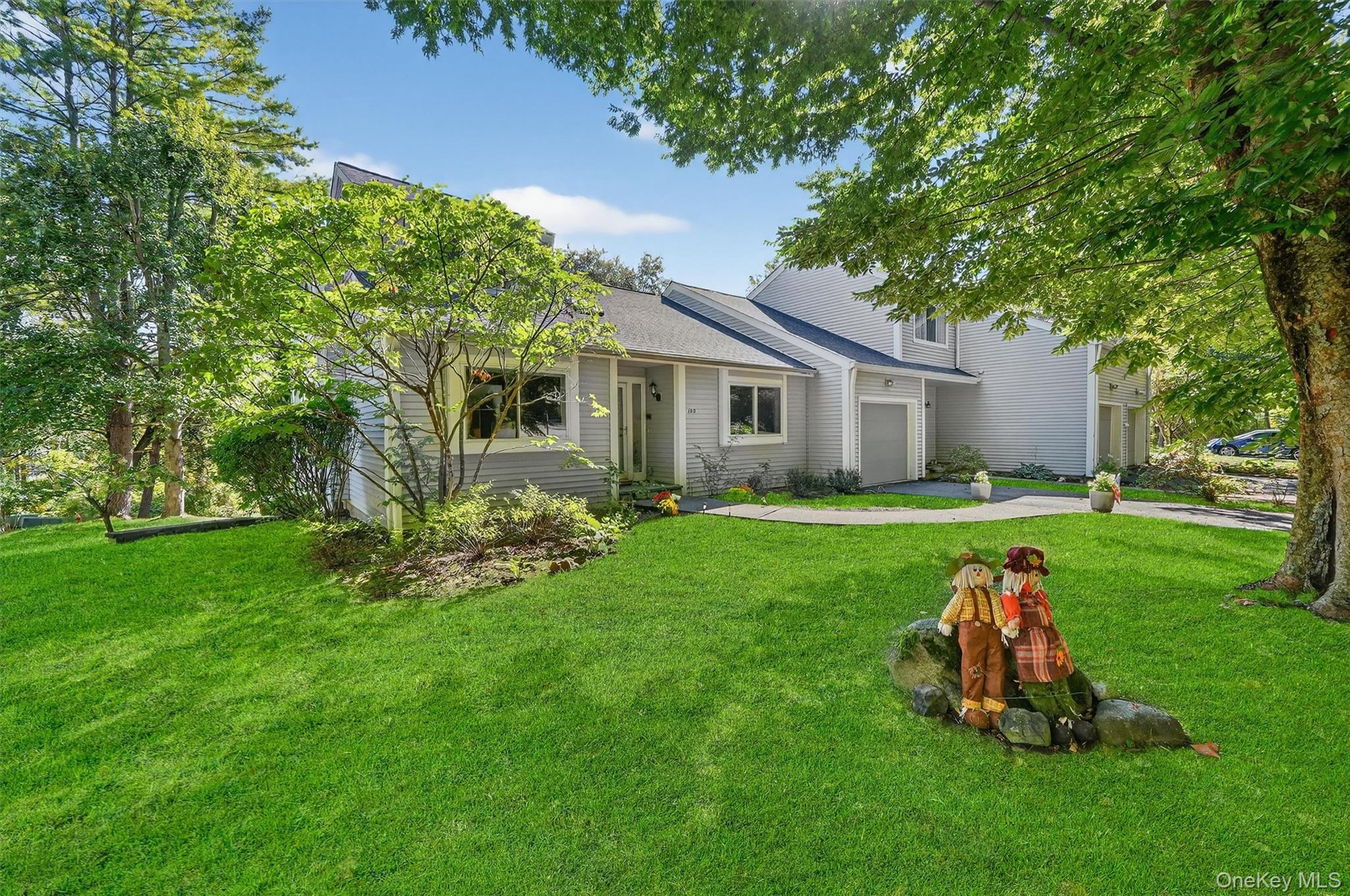 #4 photo, 103 Norfolk Court, Yorktown Heights , NY 10598