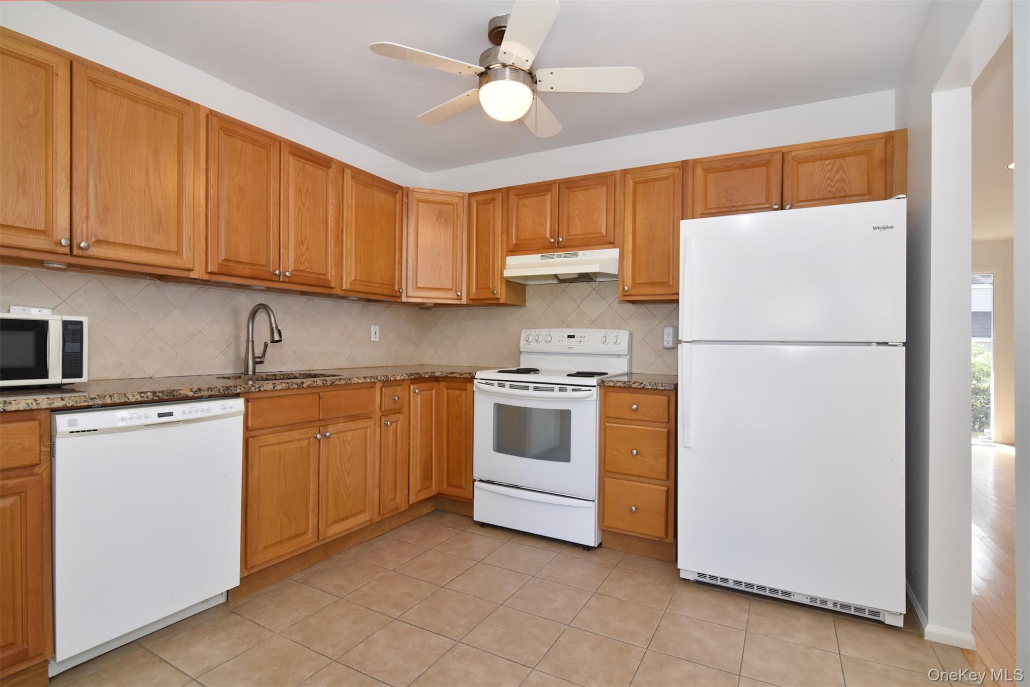 #10 photo, 31 Westwood Close, Irvington , NY 10533