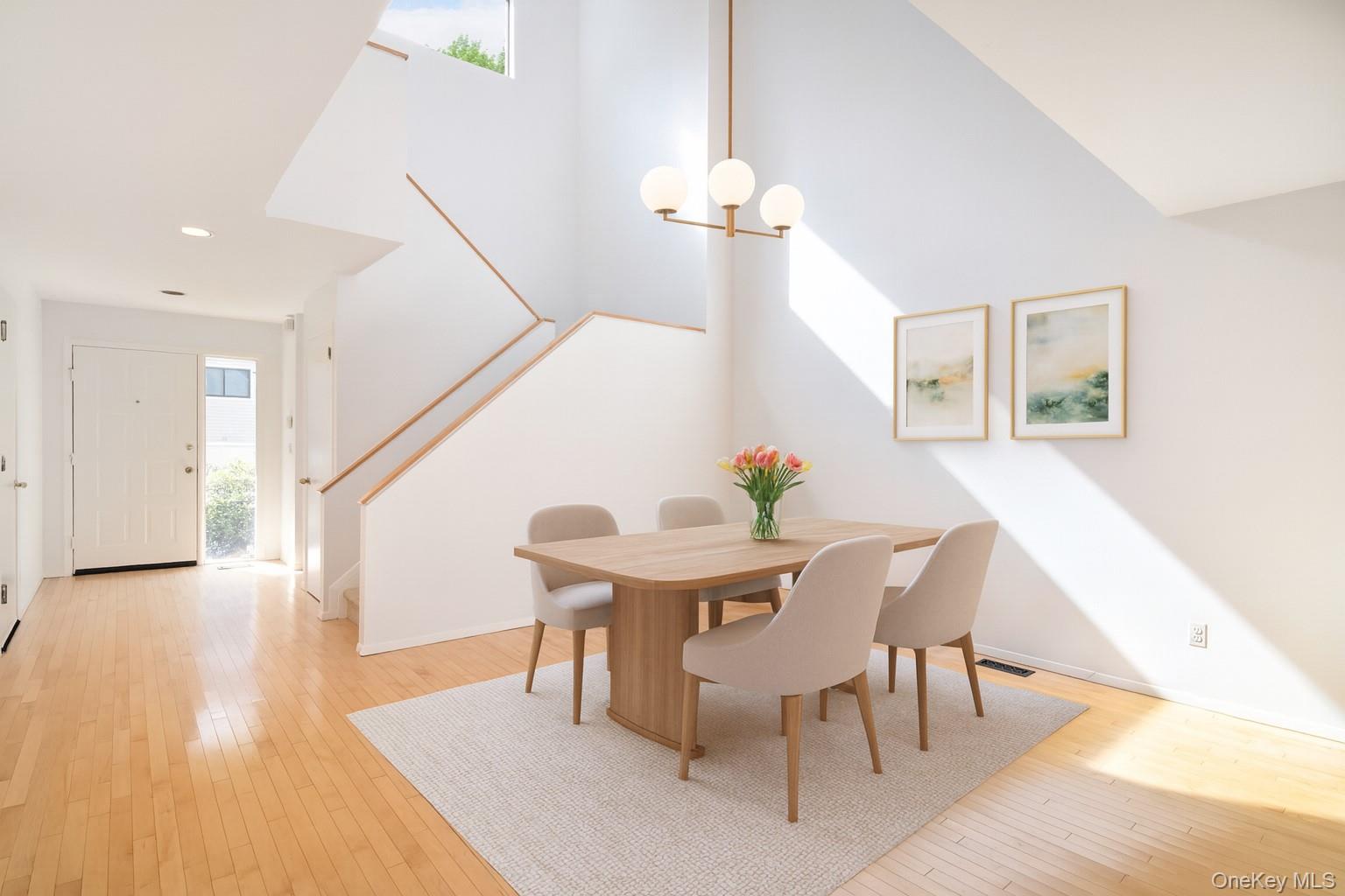 #5 photo, 31 Westwood Close, Irvington , NY 10533