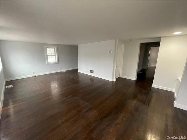 #5 photo, 64 Wawayanda Avenue, Middletown , NY 10940