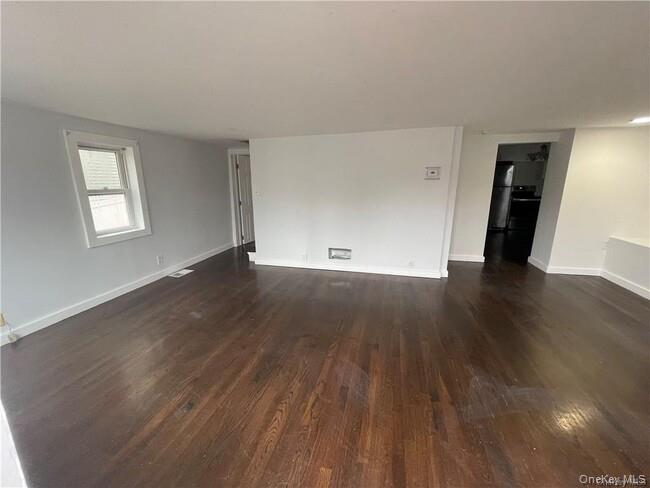 #6 photo, 64 Wawayanda Avenue, Middletown , NY 10940