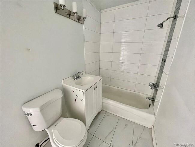 #7 photo, 64 Wawayanda Avenue, Middletown , NY 10940