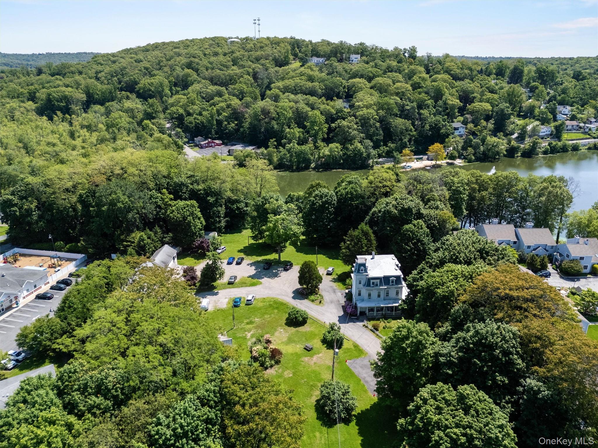 #2 photo, 1860 E Main Street, Mohegan Lake , NY 10547