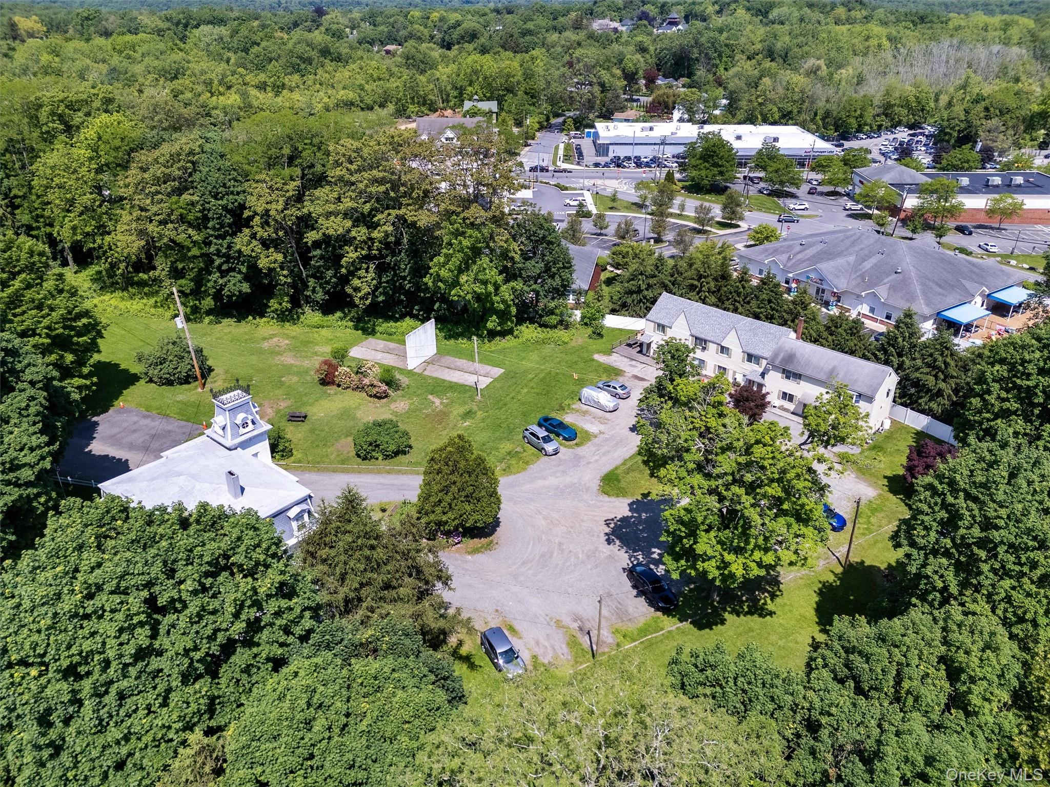 #5 photo, 1860 E Main Street, Mohegan Lake , NY 10547