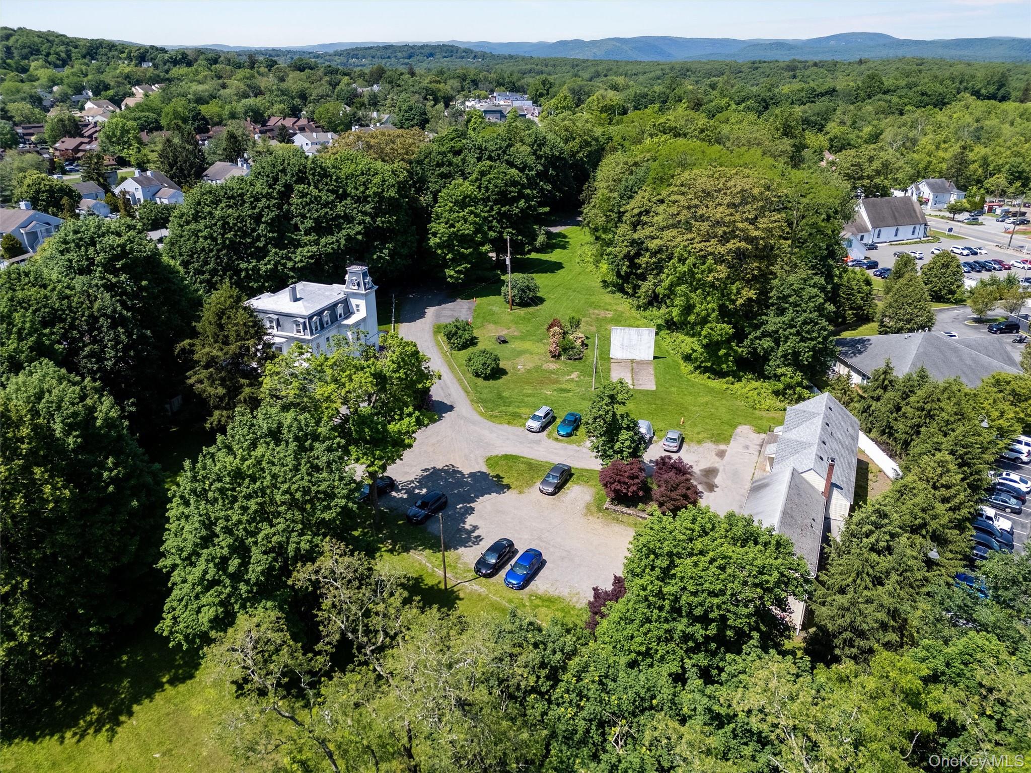 #6 photo, 1860 E Main Street, Mohegan Lake , NY 10547