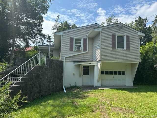 #13 photo, 205 Cedar Avenue, Poughkeepsie , NY 12603