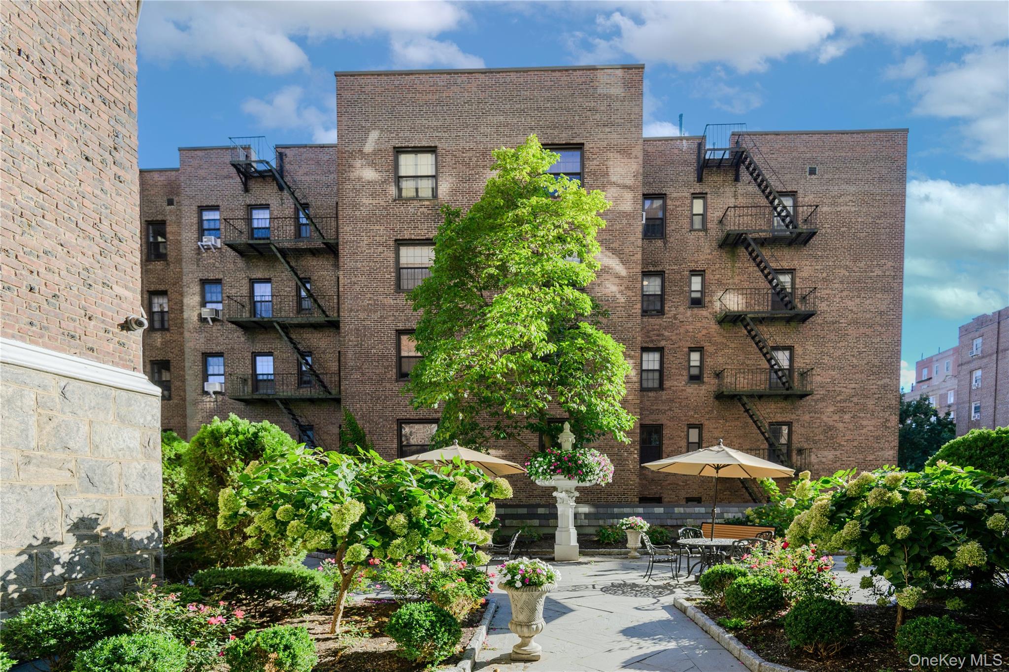 #18 photo, 31 Pondfield Road, ブロンクス区 Bronxville , NY 10708